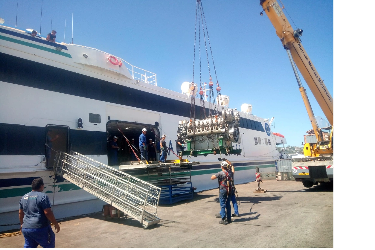 MTU 16V4000M70 being installed after a complete overhaul — Papeete, Tahiti, French Polynesia